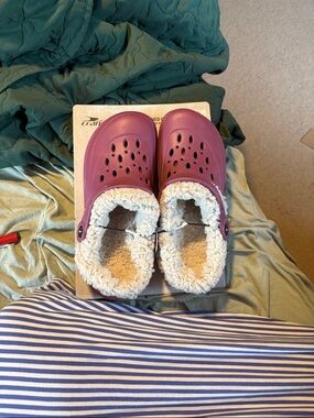 Plush Lined Slip-On Clog in Berry